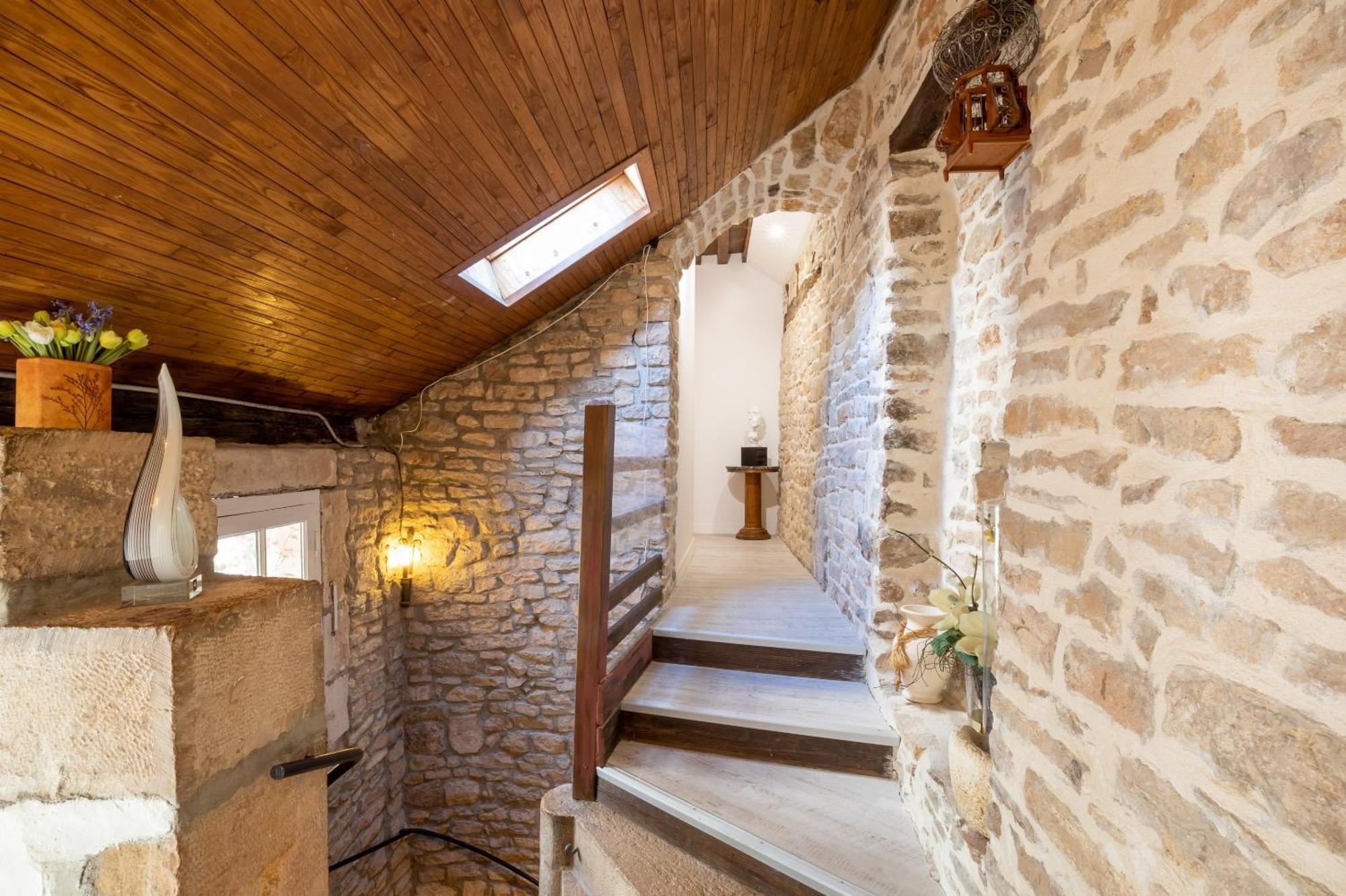 Beaune Sweet Home Buitenkant foto